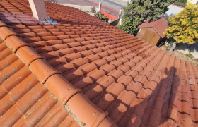 Traitement anti-mousse toiture – Anglet 64600